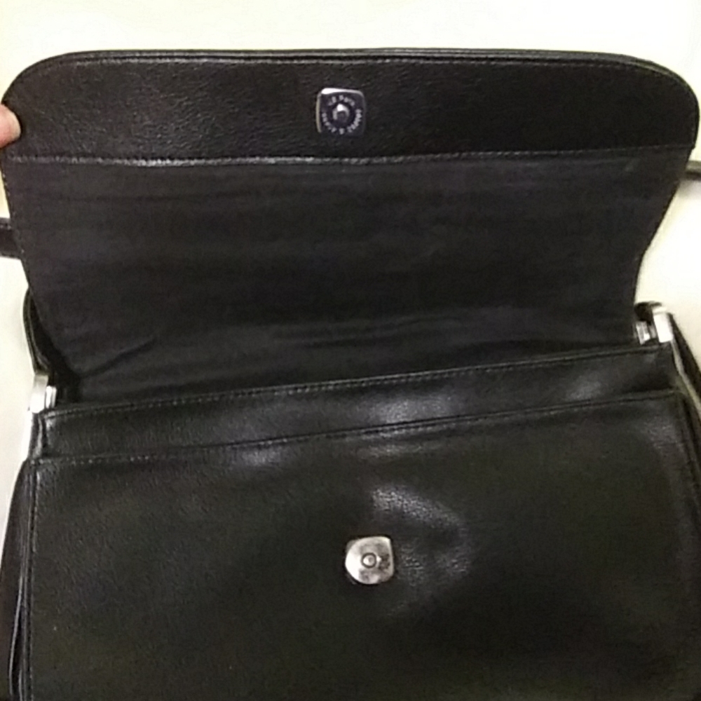 Purse - Picture 2 of 5